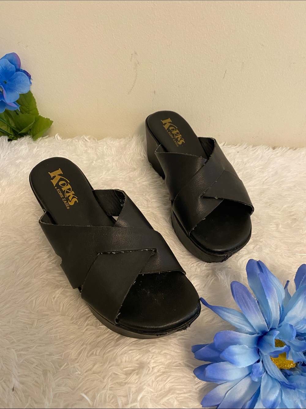 Kork-Ease Black Crossover Slide Wedge Mules - Picture 2 of 13
